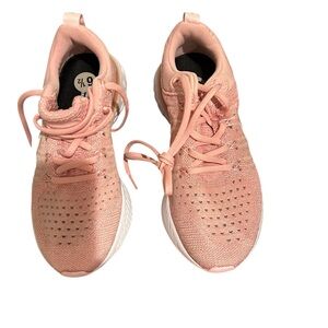 Nike React Infinity Run Flyknit 2 size 6.5